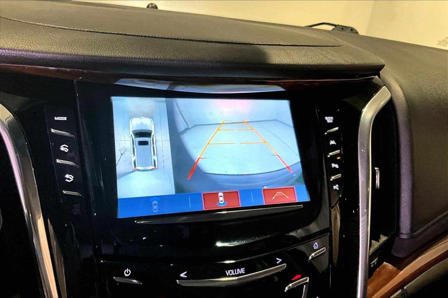 2018 Cadillac Escalade Luxury