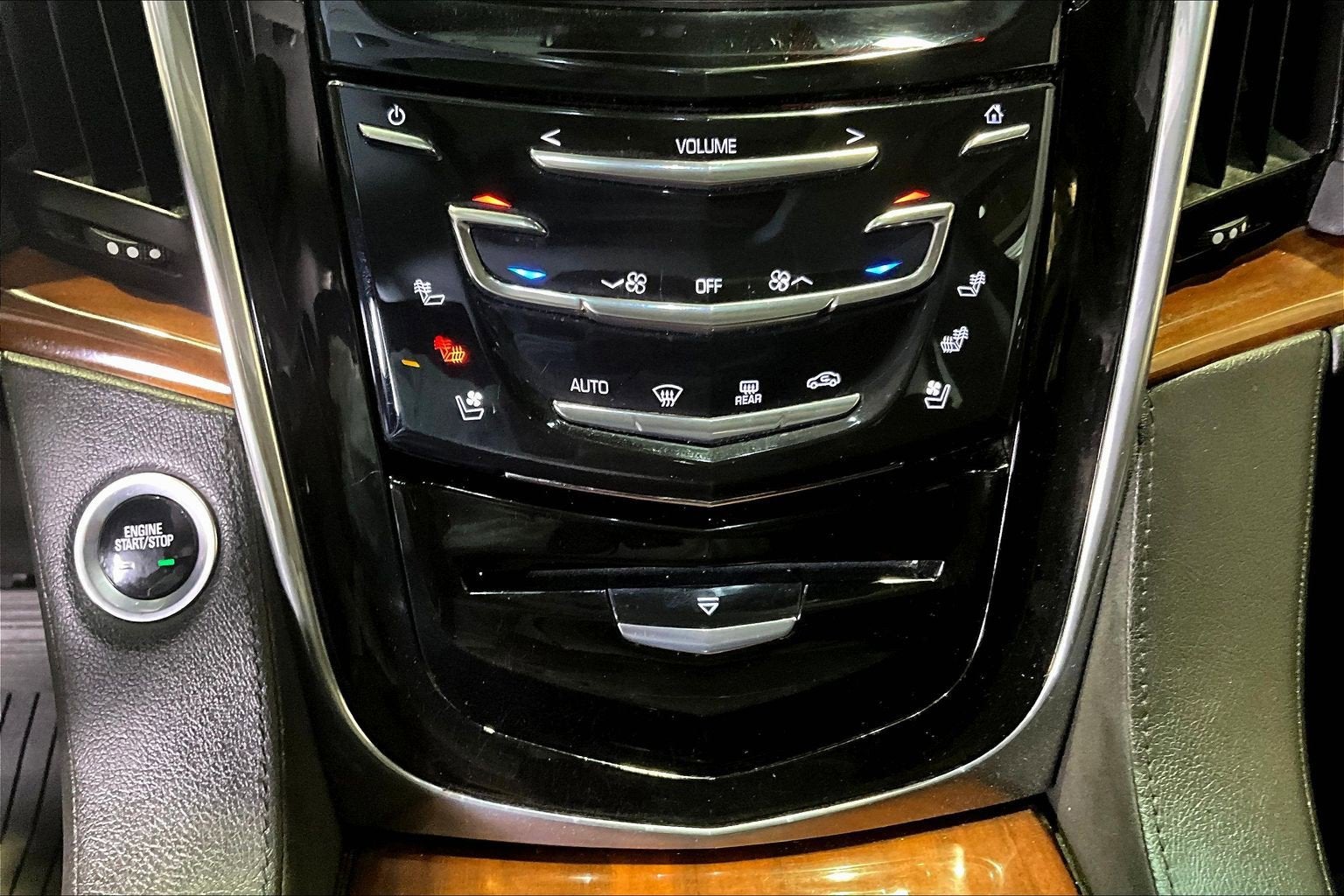 2018 Cadillac Escalade Luxury