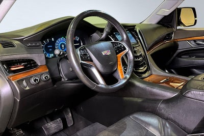 2018 Cadillac Escalade Luxury