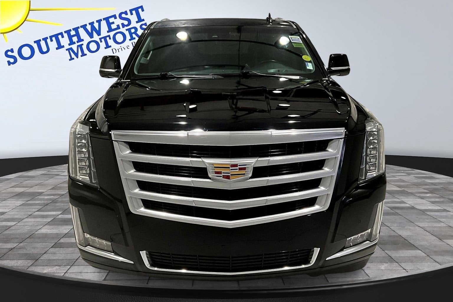 2018 Cadillac Escalade Luxury