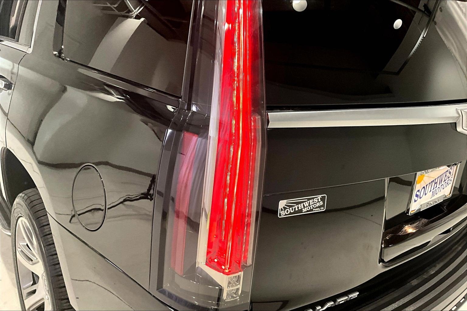 2018 Cadillac Escalade Luxury