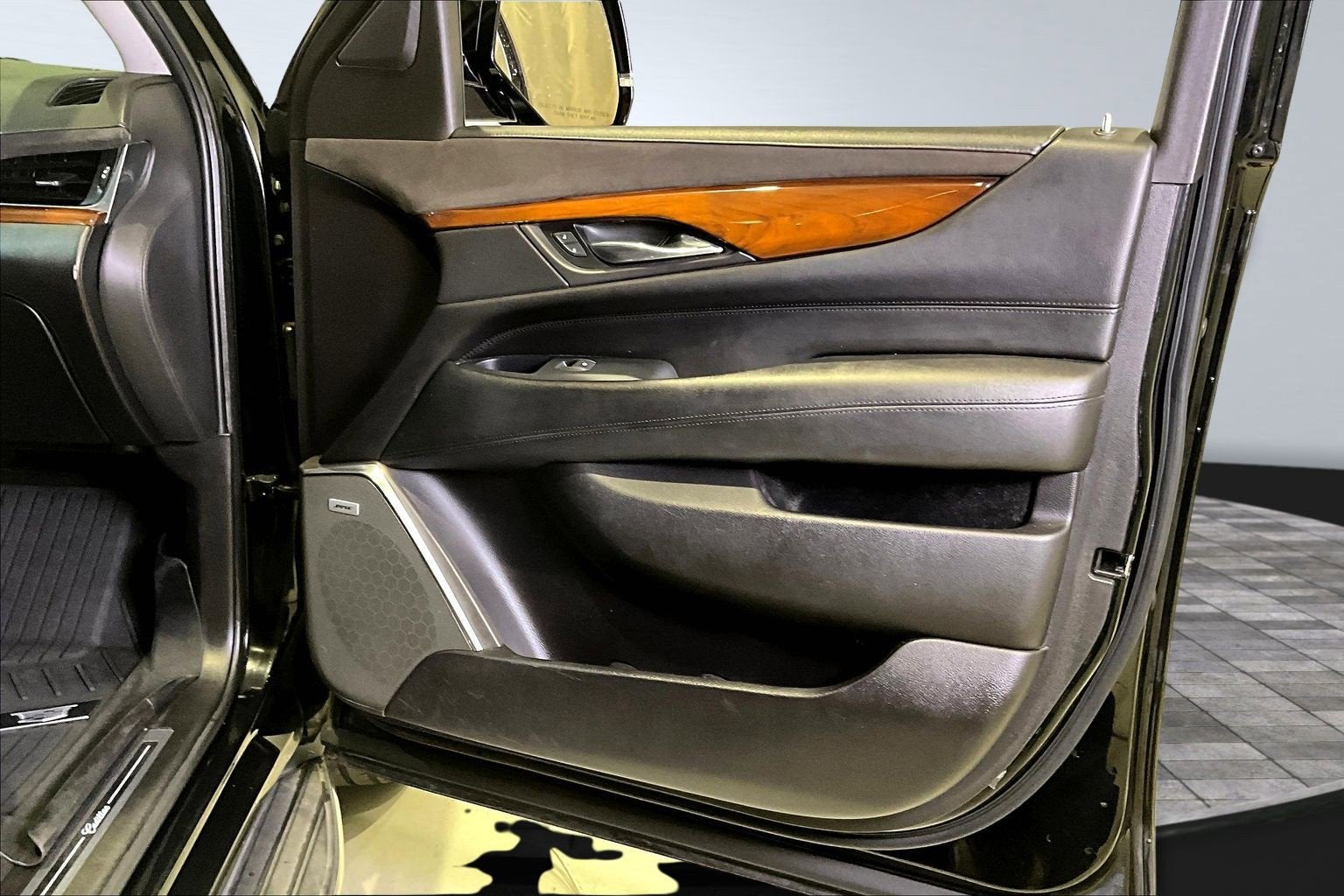 2018 Cadillac Escalade Luxury