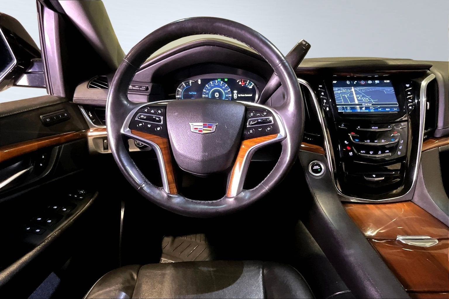 2018 Cadillac Escalade Luxury