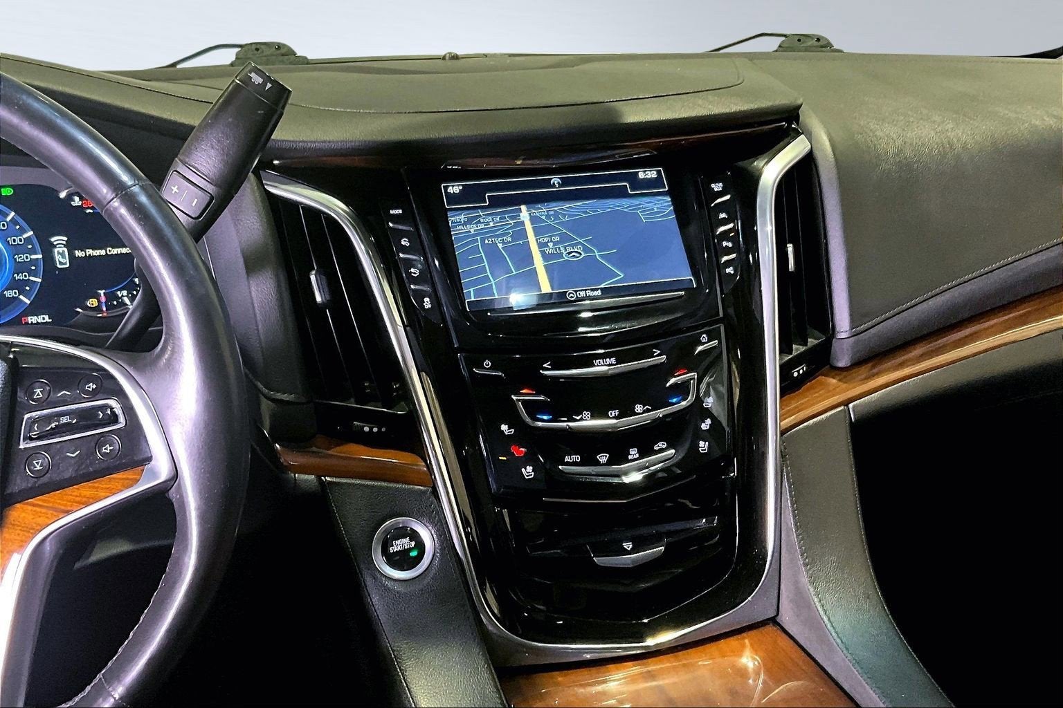 2018 Cadillac Escalade Luxury