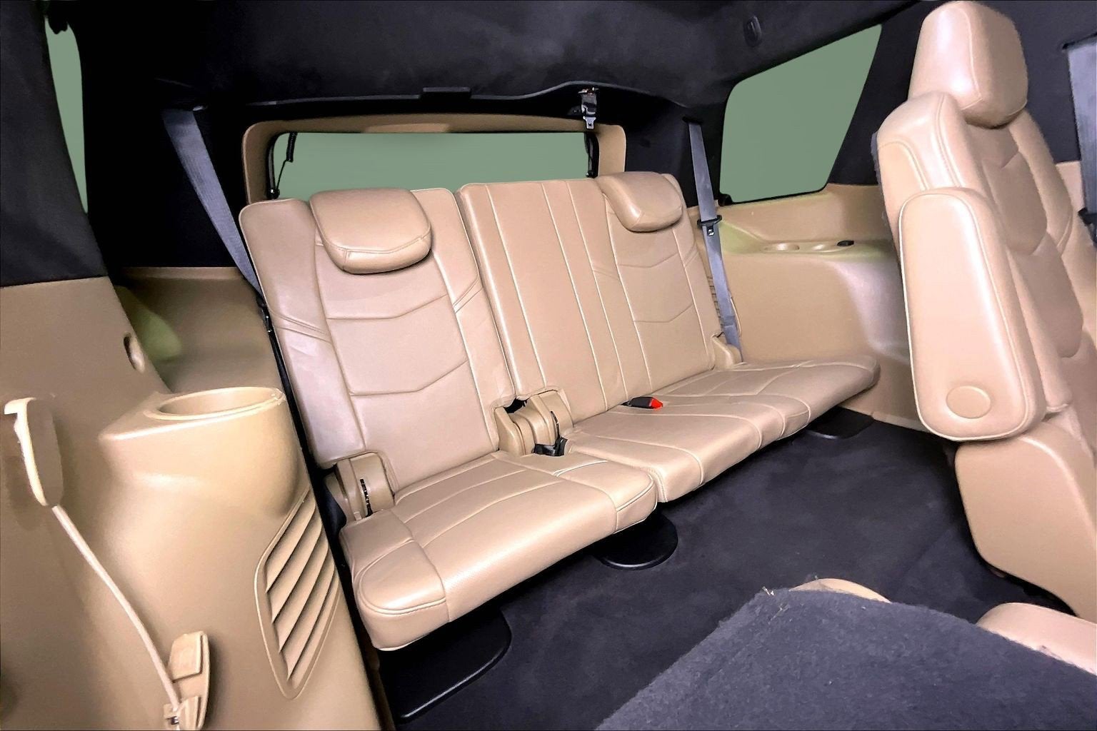 2020 Cadillac Escalade Platinum