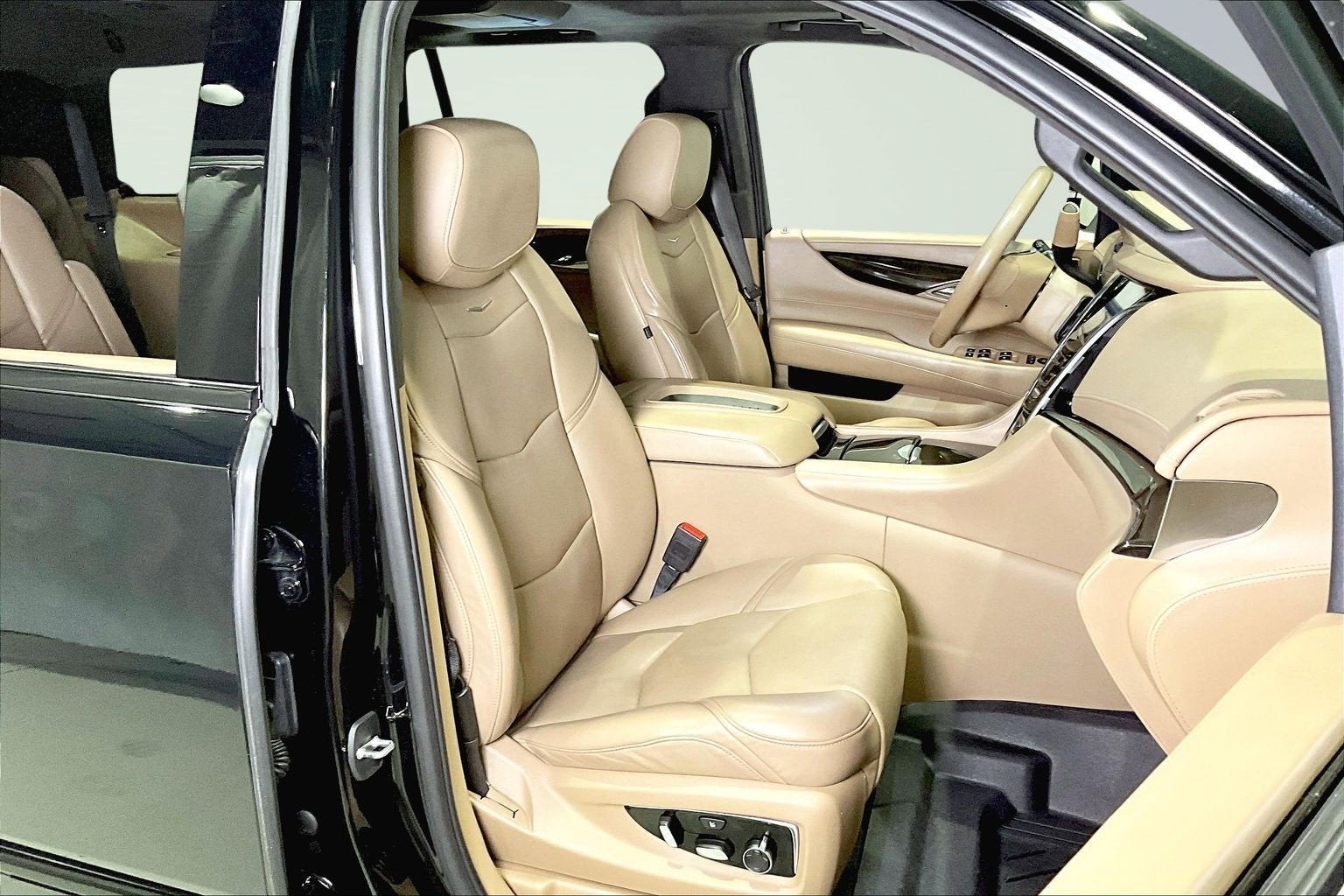 2020 Cadillac Escalade Platinum