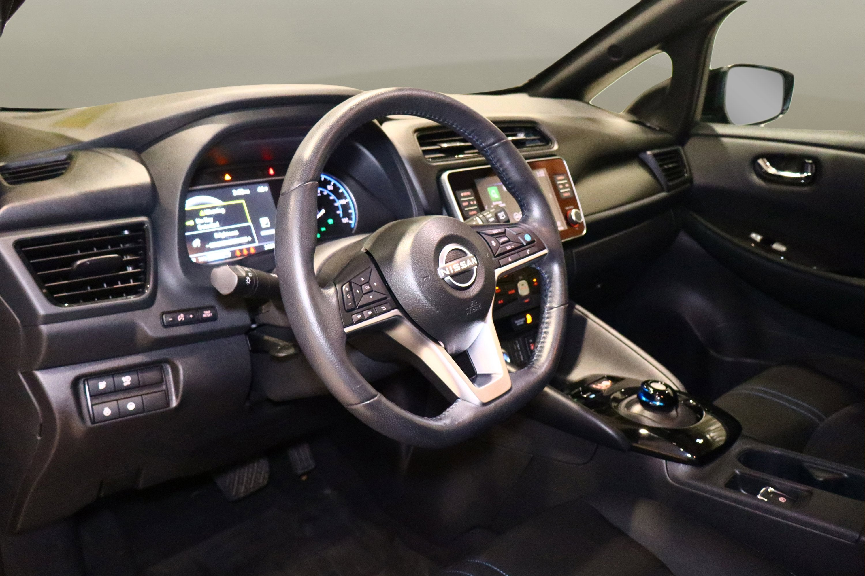 2024 Nissan LEAF SV PLUS