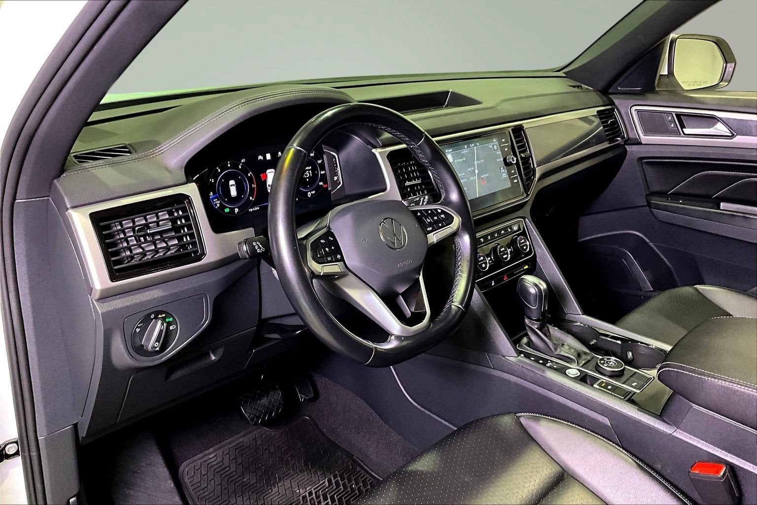 2020 Volkswagen Atlas Cross Sport 2.0T SEL Premium