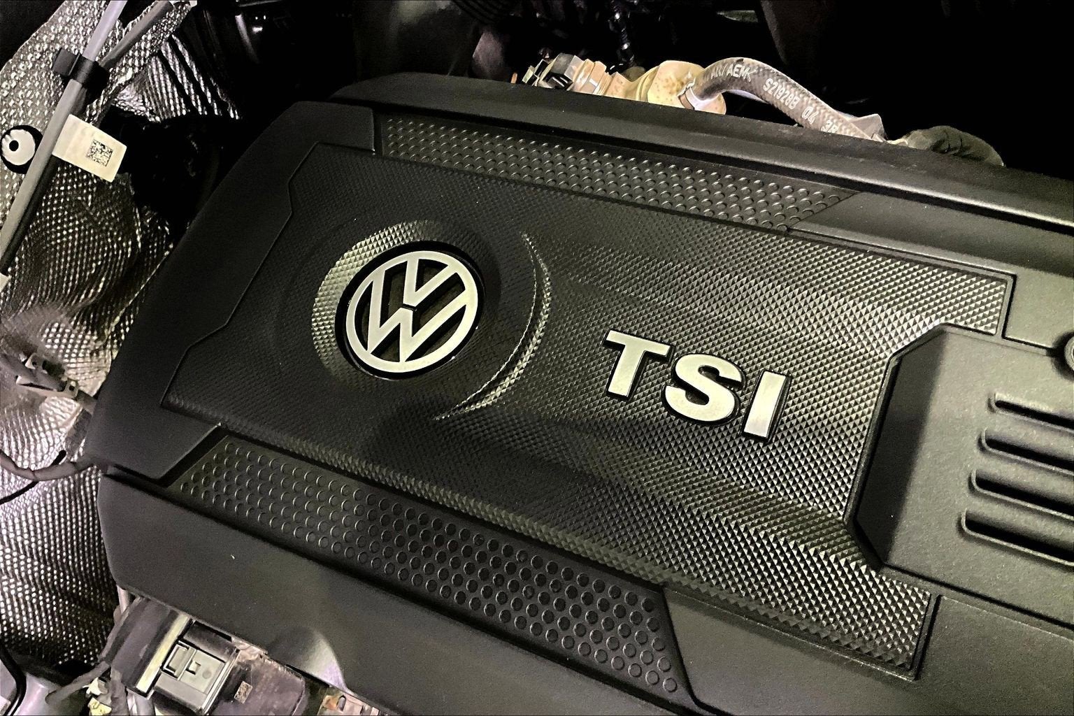 2020 Volkswagen Atlas Cross Sport 2.0T SEL Premium