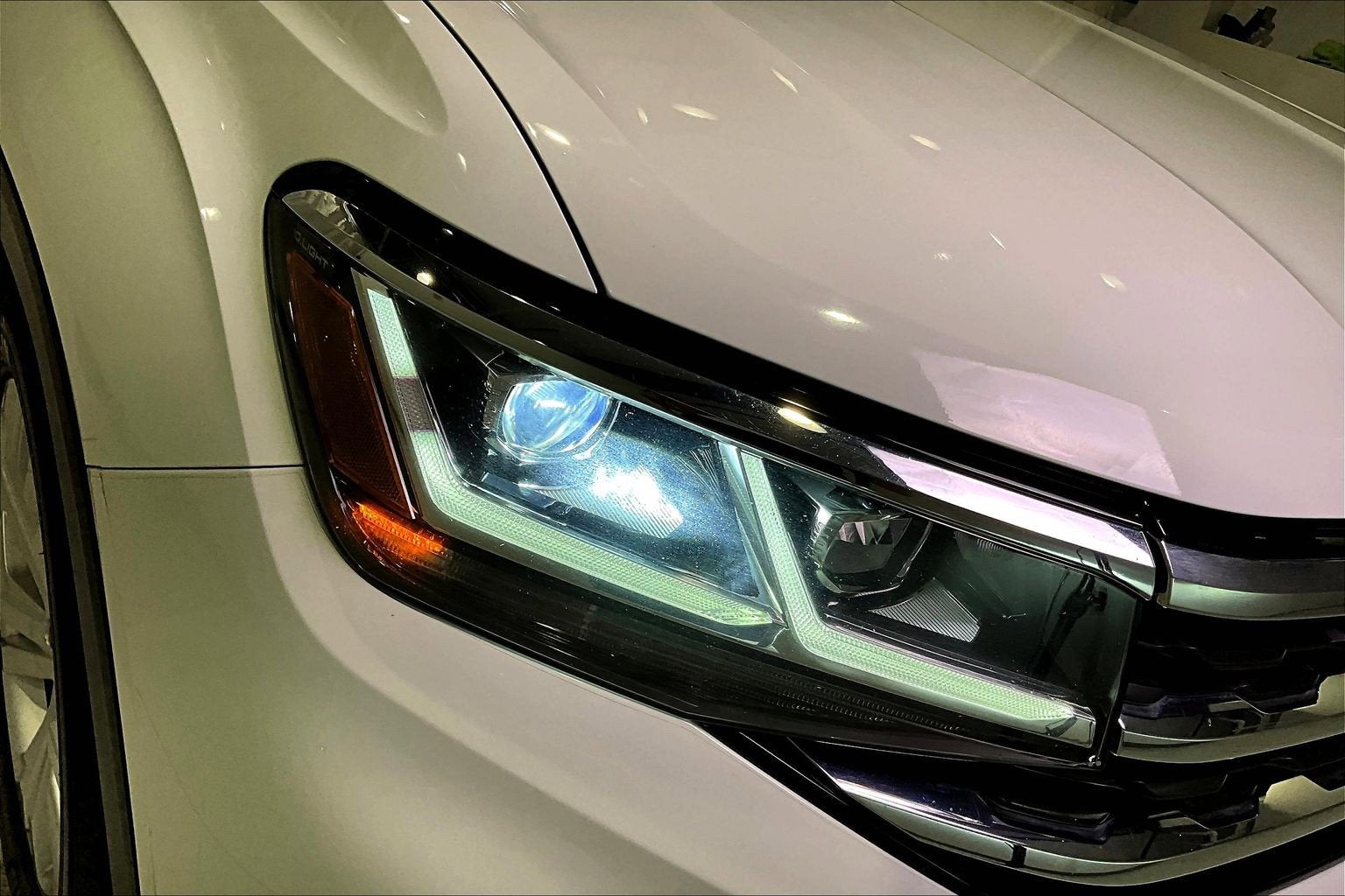 2020 Volkswagen Atlas Cross Sport 2.0T SEL Premium