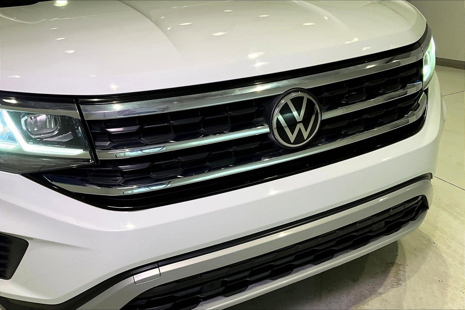 2020 Volkswagen Atlas Cross Sport 2.0T SEL Premium