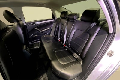 2019 Volkswagen Passat 2.0T Wolfsburg Edition