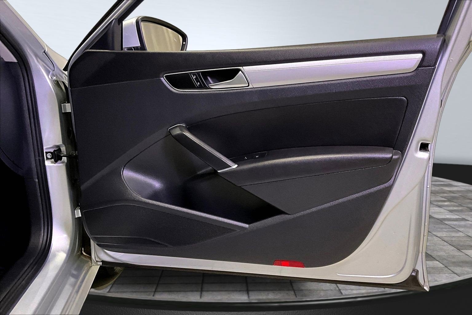 2019 Volkswagen Passat 2.0T Wolfsburg Edition