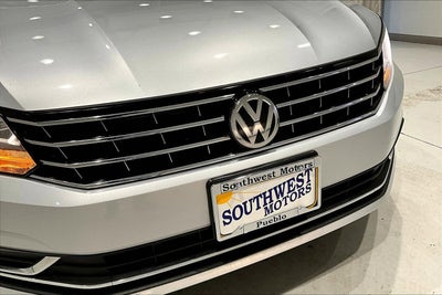 2019 Volkswagen Passat 2.0T Wolfsburg Edition