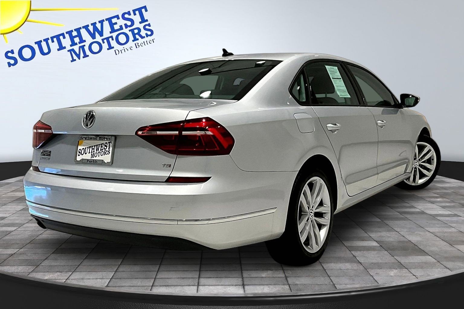 2019 Volkswagen Passat 2.0T Wolfsburg Edition