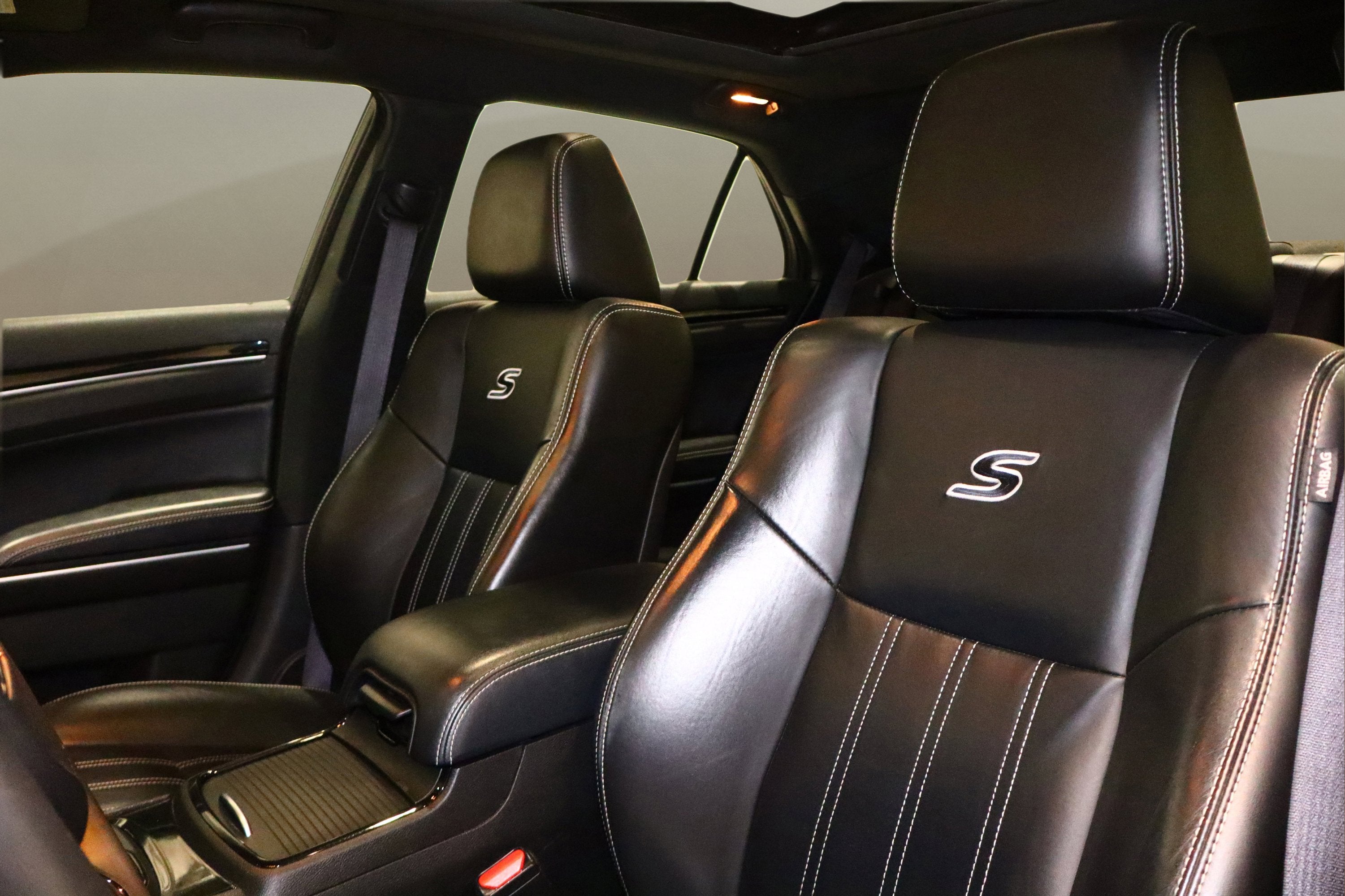 2023 Chrysler 300 300S