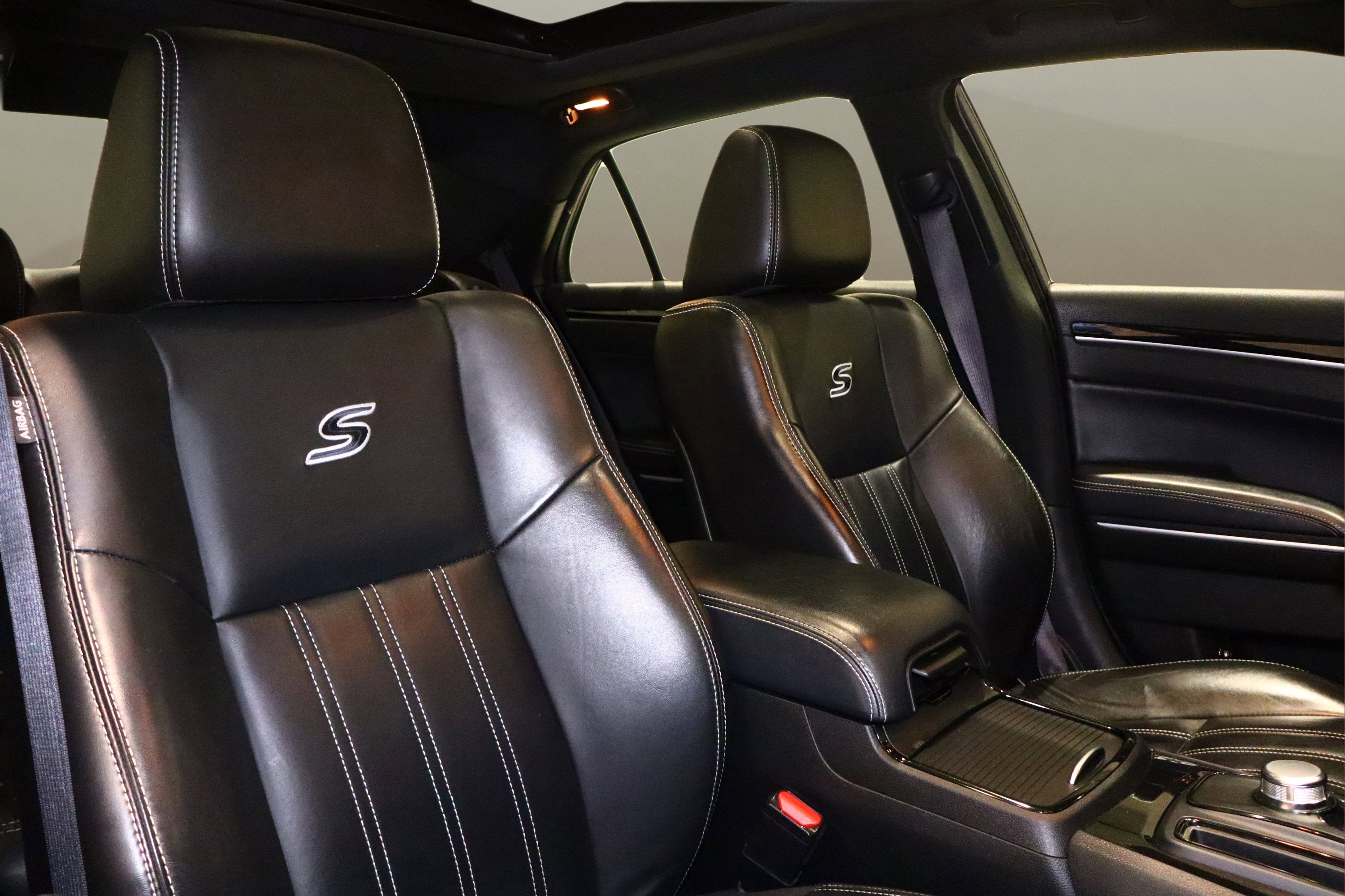 2023 Chrysler 300 300S