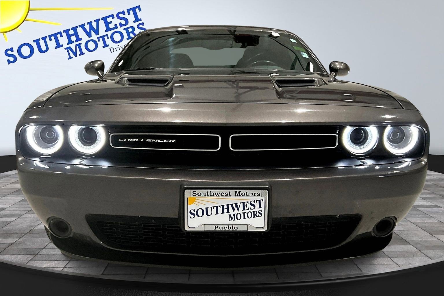 2022 Dodge Challenger SXT