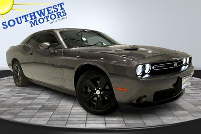 2022 Dodge Challenger SXT