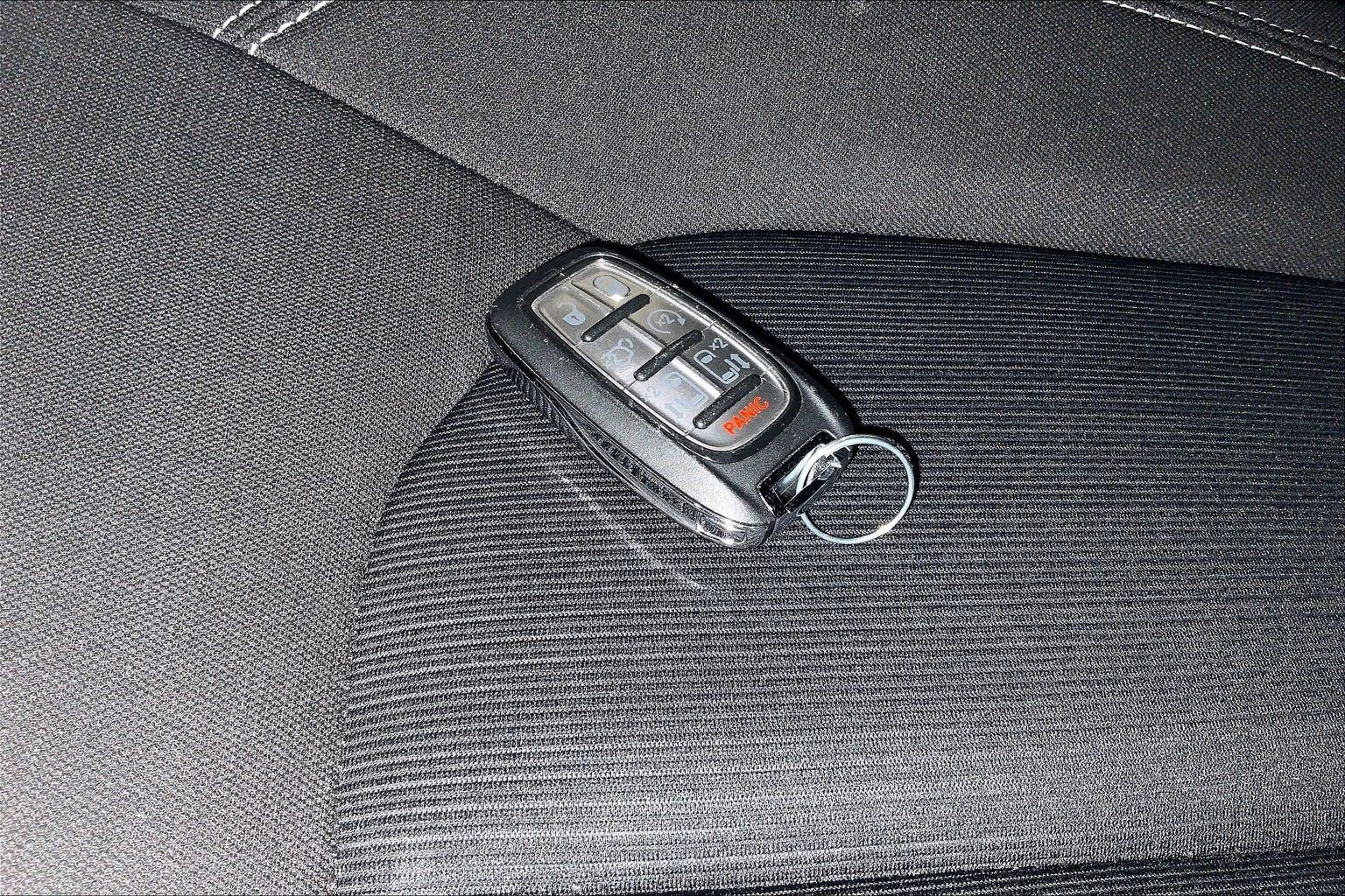 2024 Chrysler Voyager LX