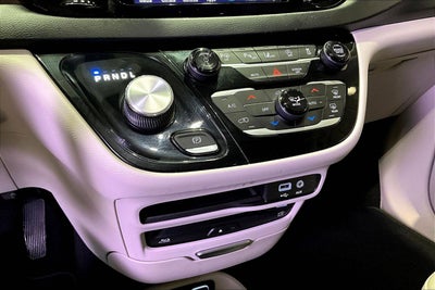 2019 Chrysler Pacifica Touring L Plus