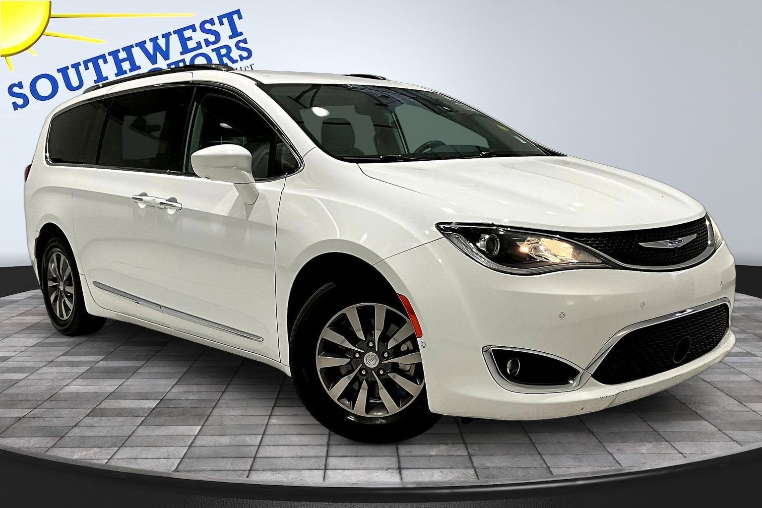 2019 Chrysler Pacifica Touring L Plus