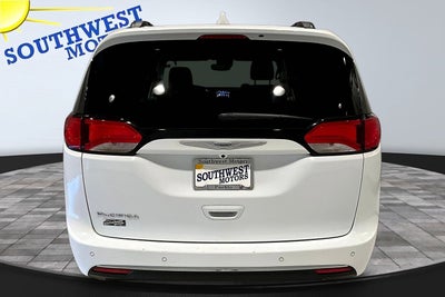 2019 Chrysler Pacifica Touring L Plus