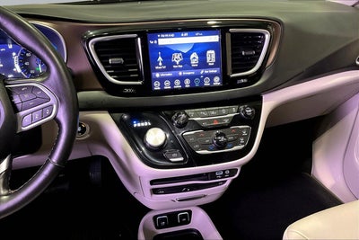2019 Chrysler Pacifica Touring L Plus