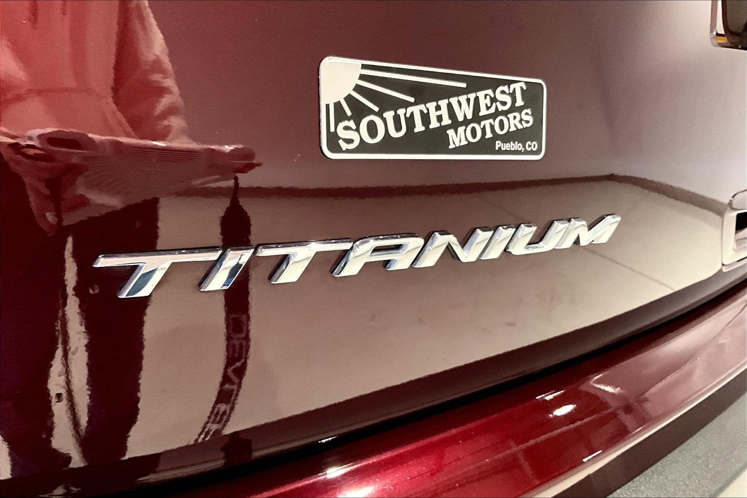 2024 Ford Edge Titanium