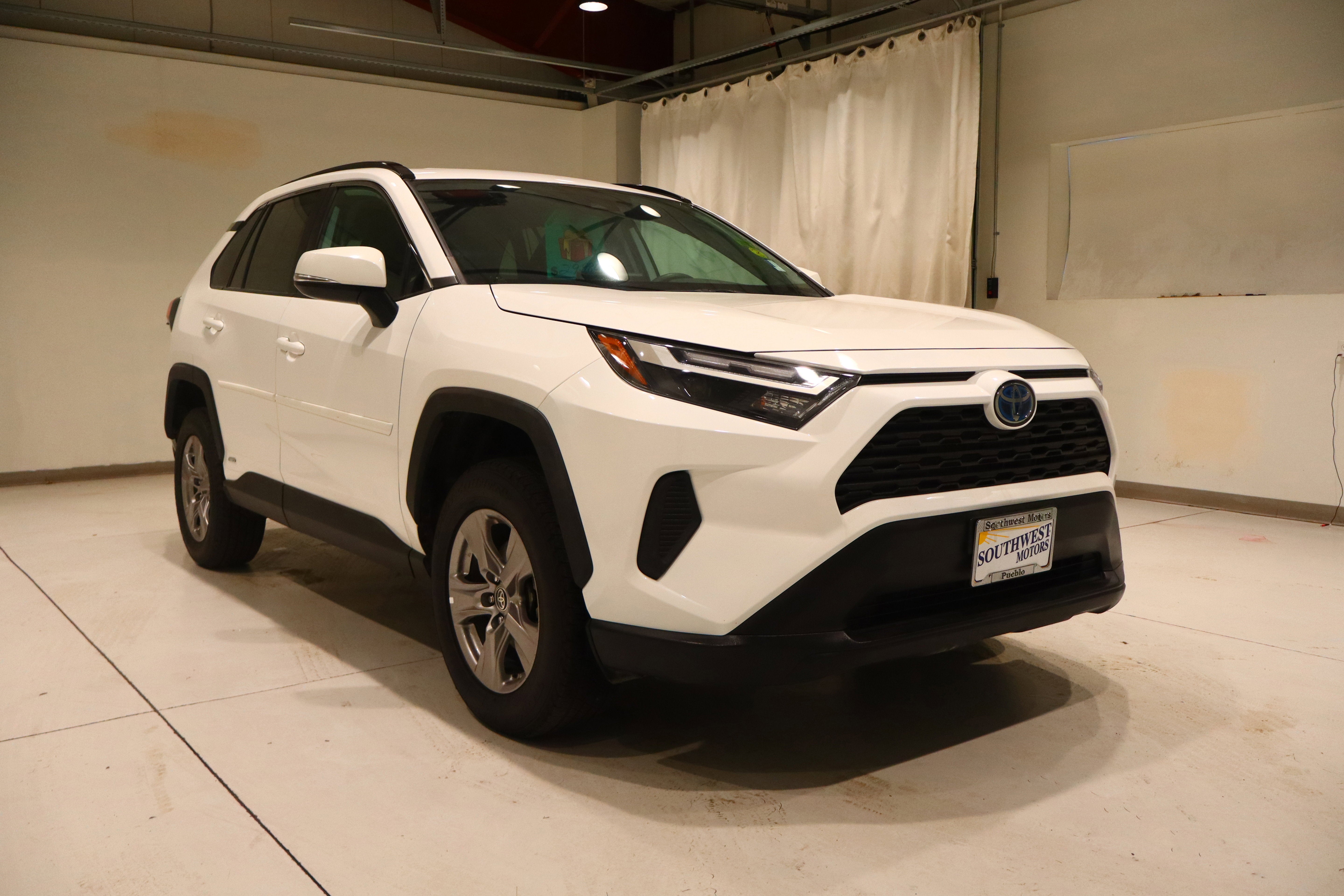 2024 Toyota RAV4 Hybrid LE