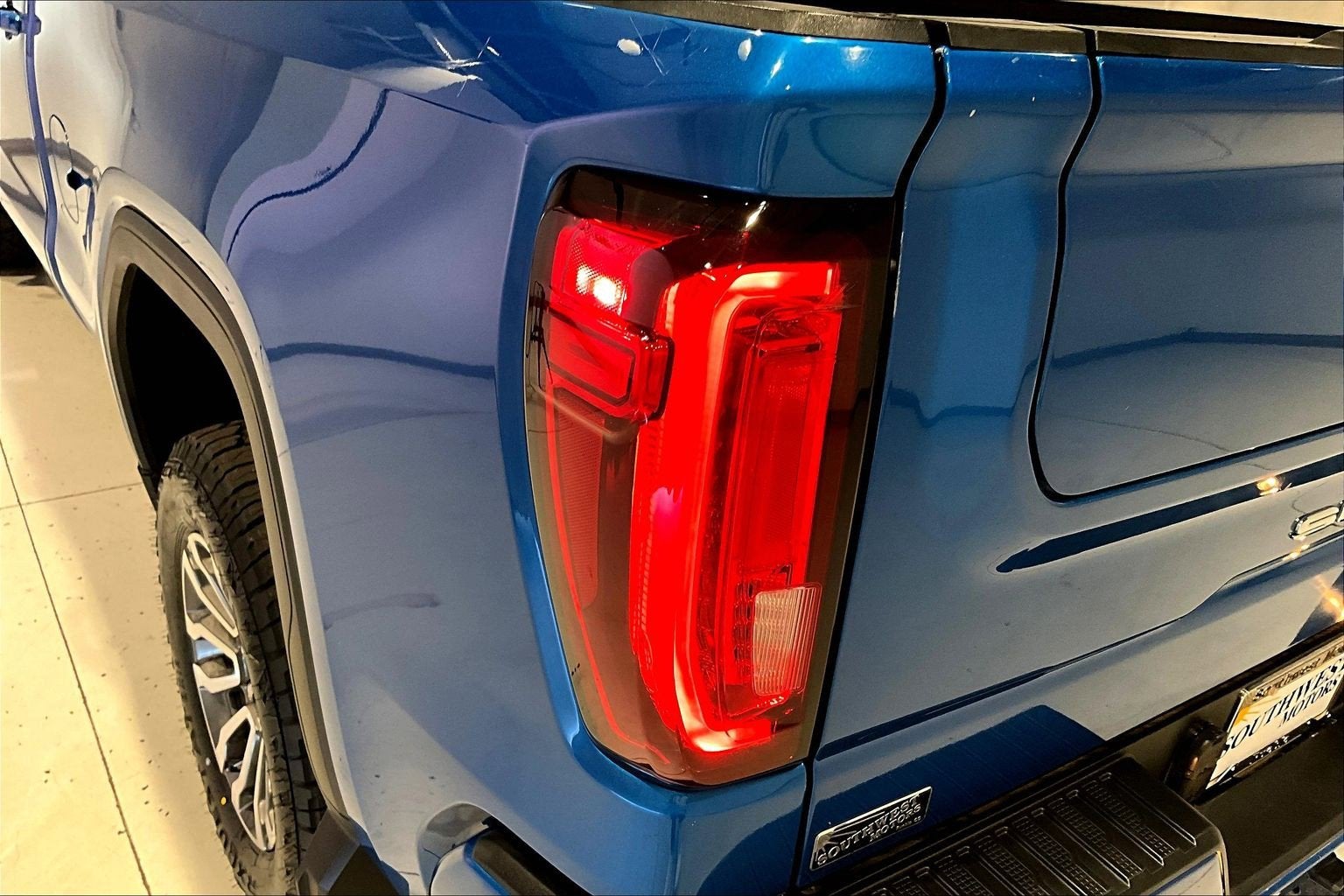 2022 GMC Sierra 1500 AT4