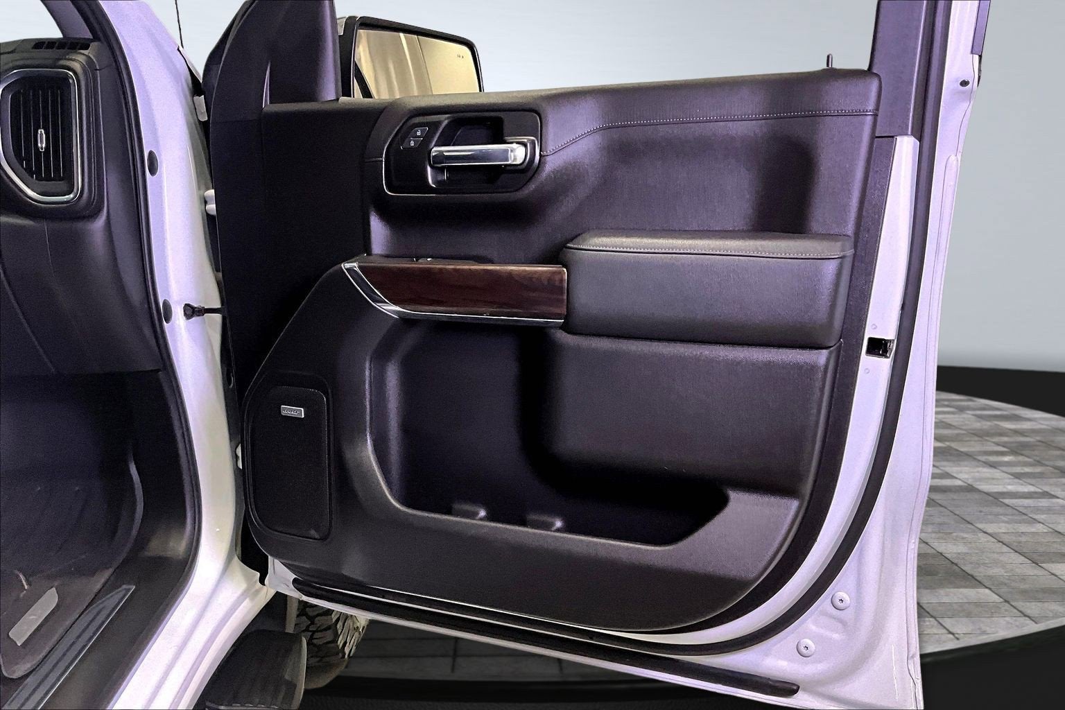 2022 GMC Sierra 1500 Limited SLT