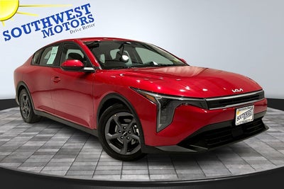 2025 Kia K4 LXS