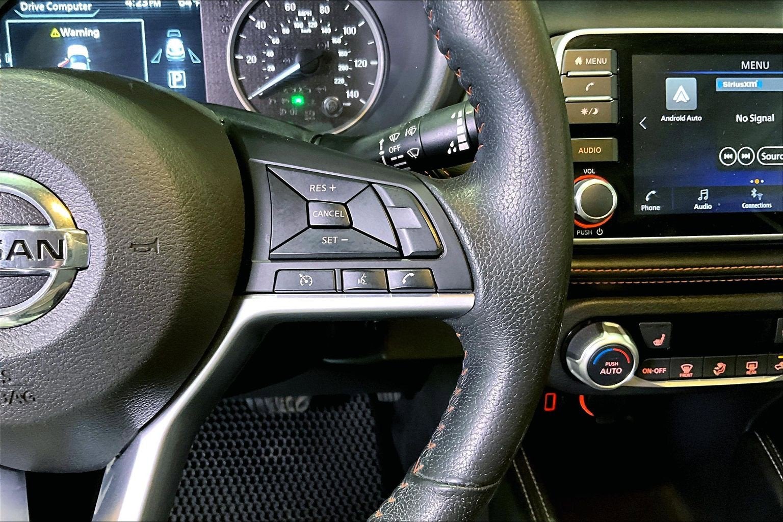 2019 Nissan Kicks SR