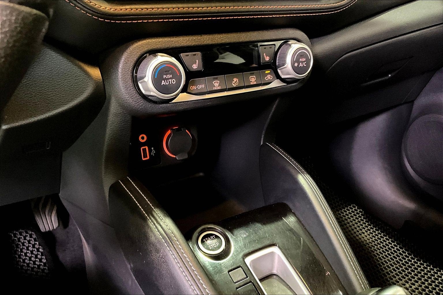 2019 Nissan Kicks SR