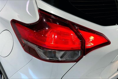 2019 Nissan Kicks SR