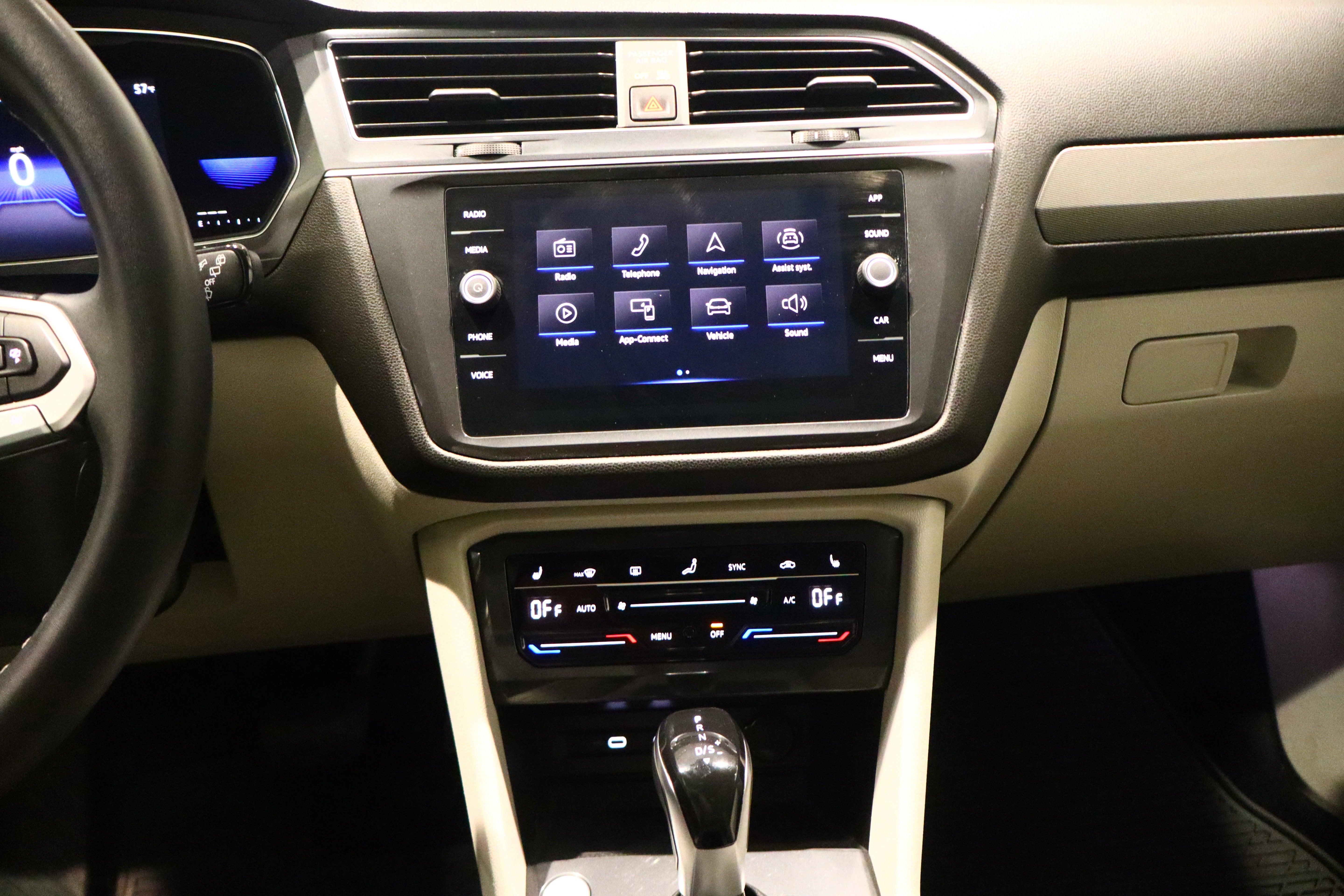 2022 Volkswagen Tiguan SE