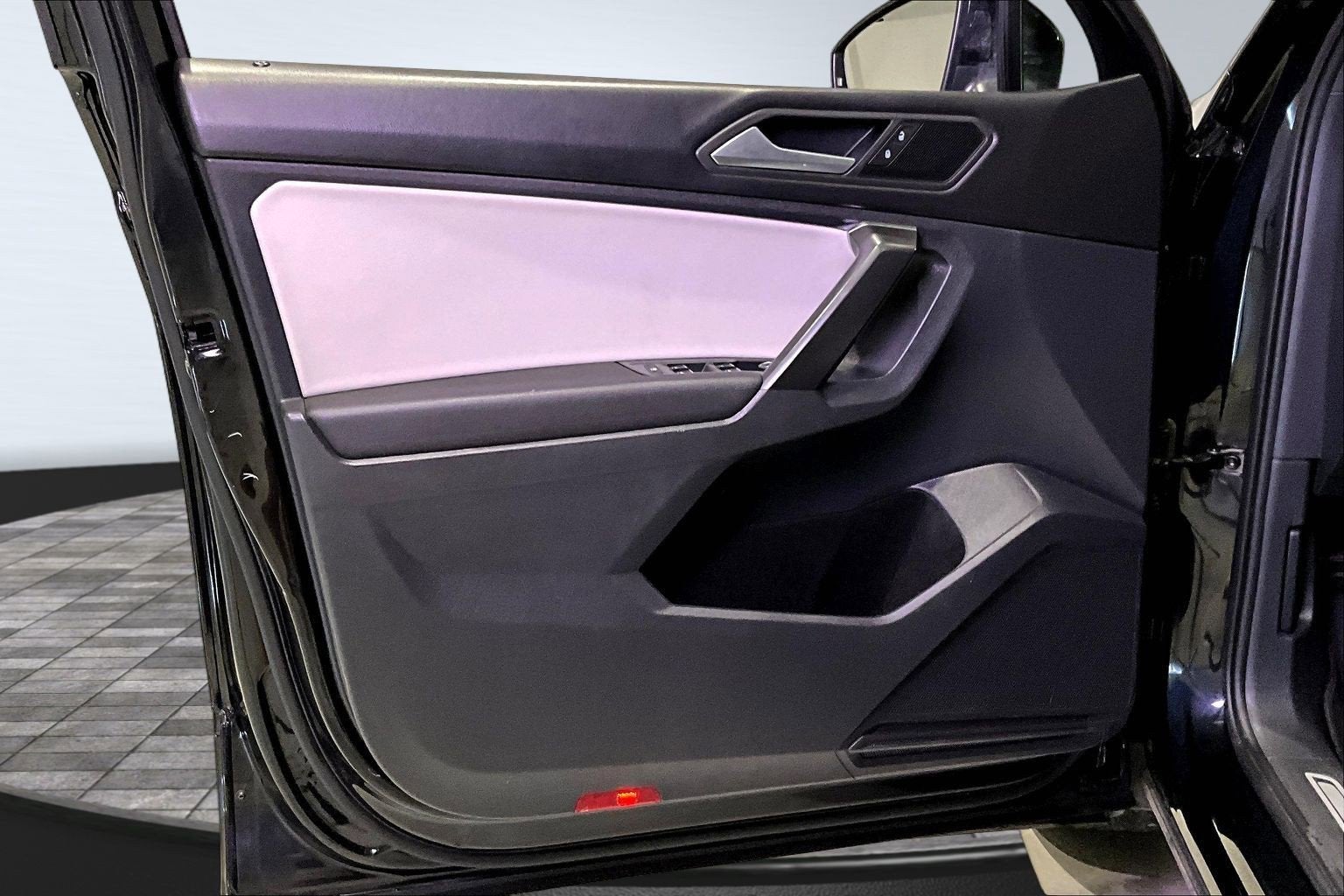 2021 Volkswagen Tiguan SE R-Line Black