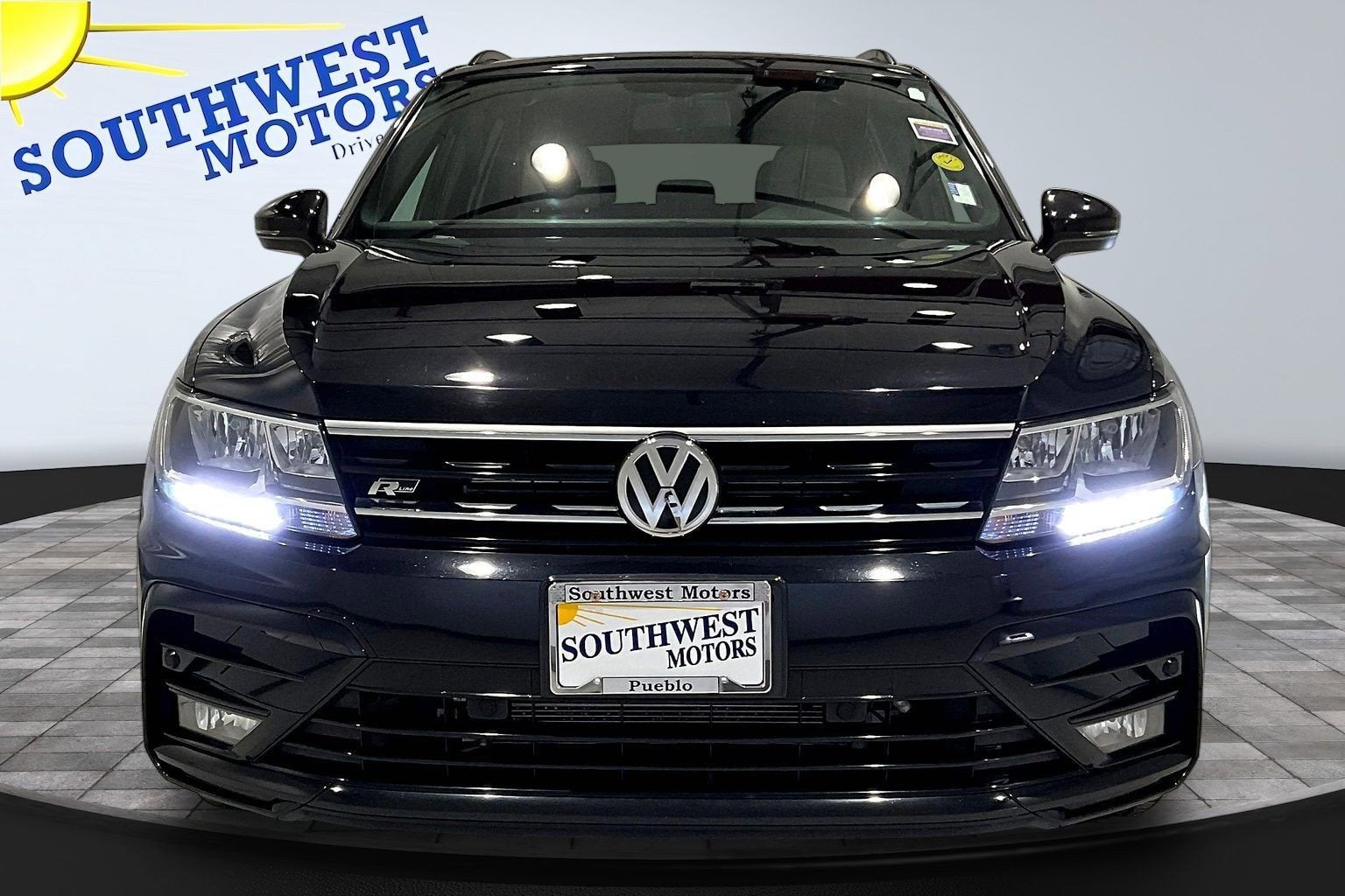 2021 Volkswagen Tiguan SE R-Line Black