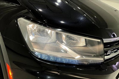 2021 Volkswagen Tiguan SE R-Line Black