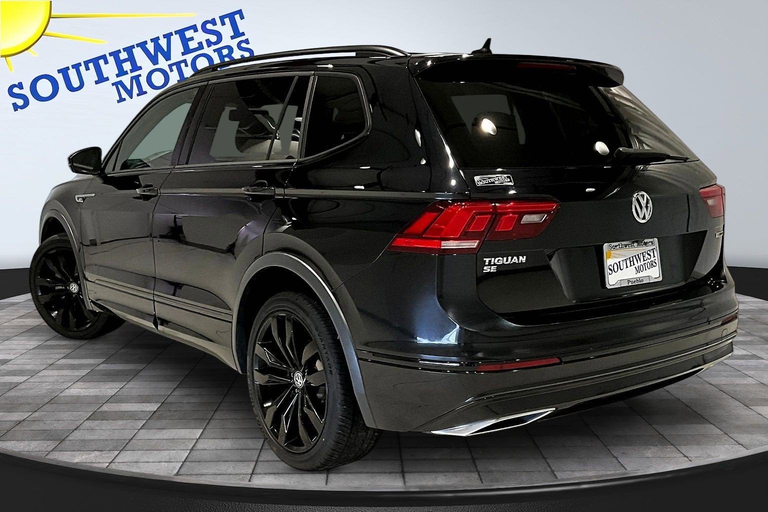 2021 Volkswagen Tiguan SE R-Line Black