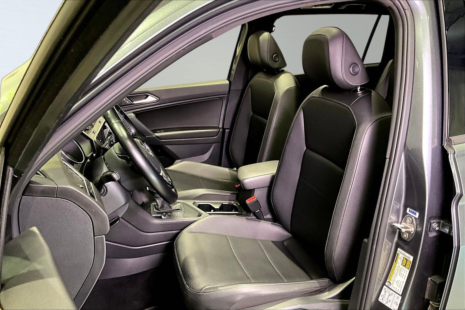 2020 Volkswagen Tiguan SE R-Line Black