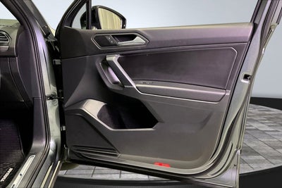 2020 Volkswagen Tiguan SE R-Line Black
