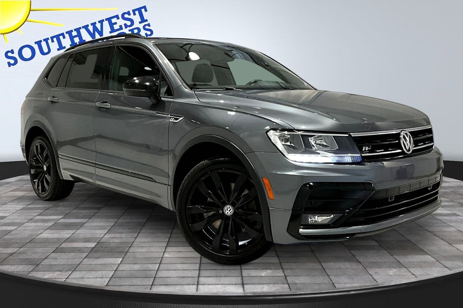 2020 Volkswagen Tiguan SE R-Line Black