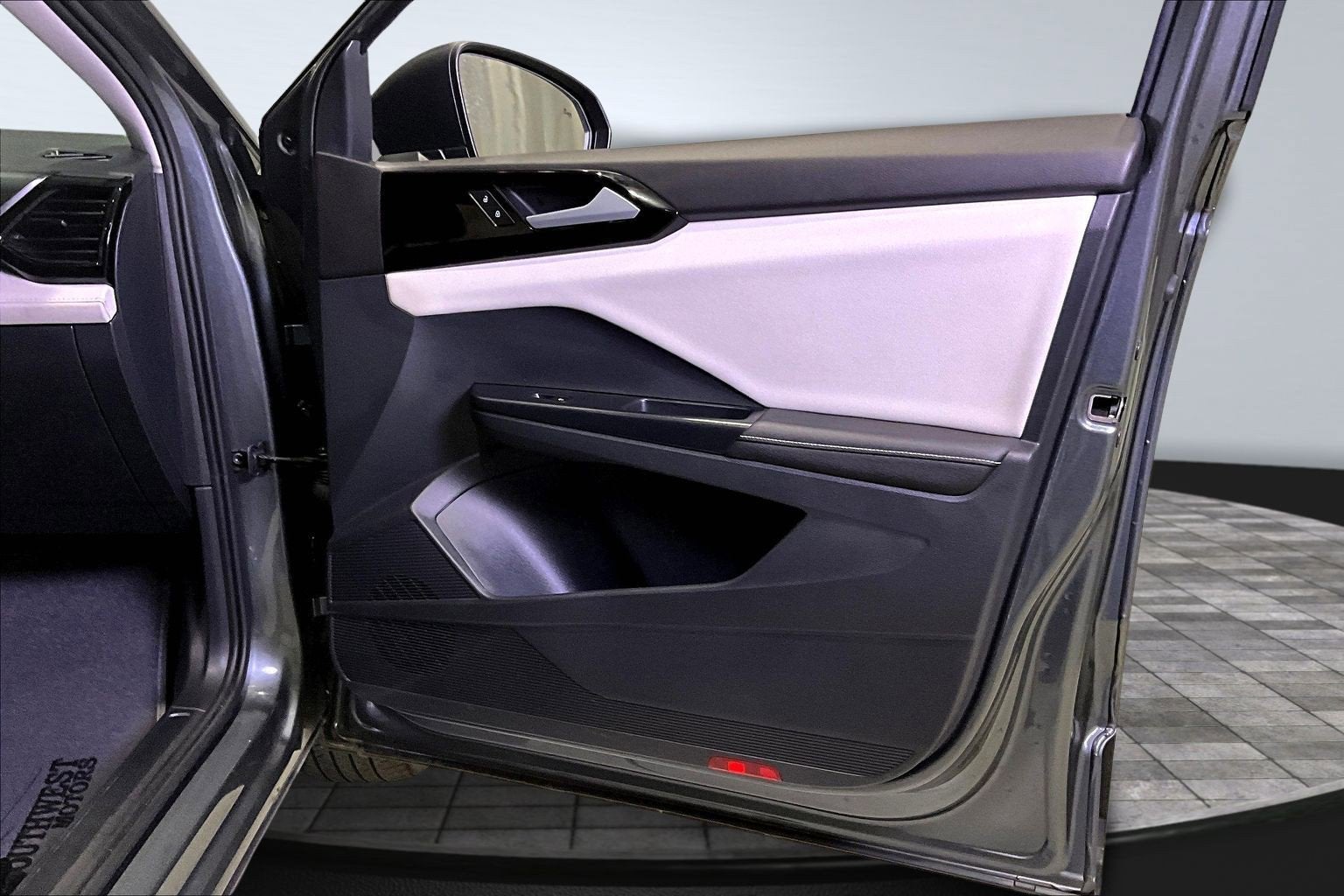 2025 Volkswagen Taos S