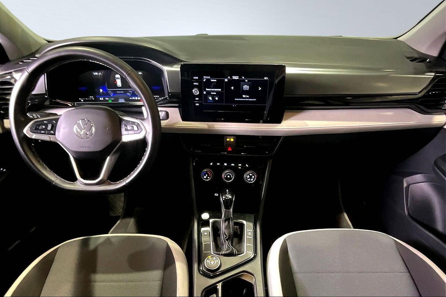 2025 Volkswagen Taos S