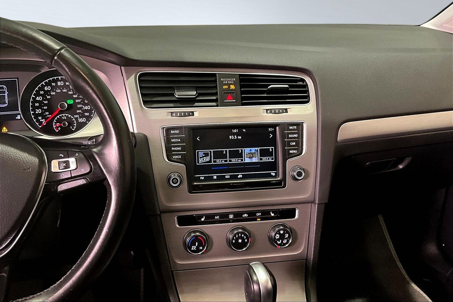 2017 Volkswagen Golf S