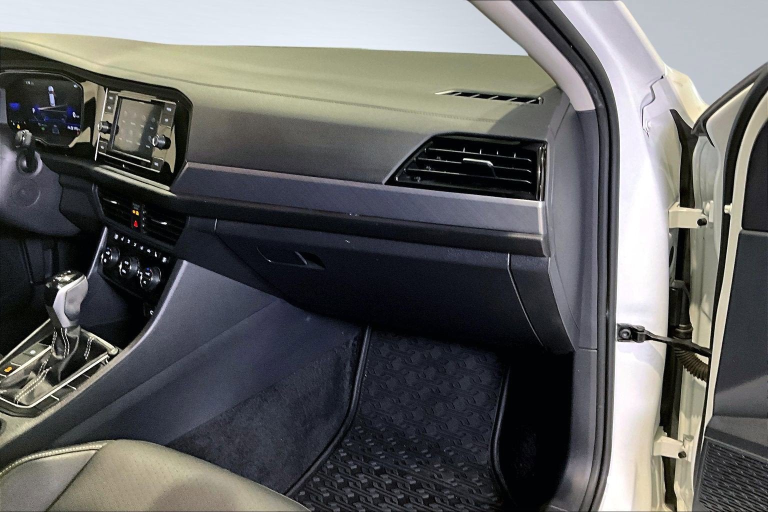 2023 Volkswagen Jetta SE