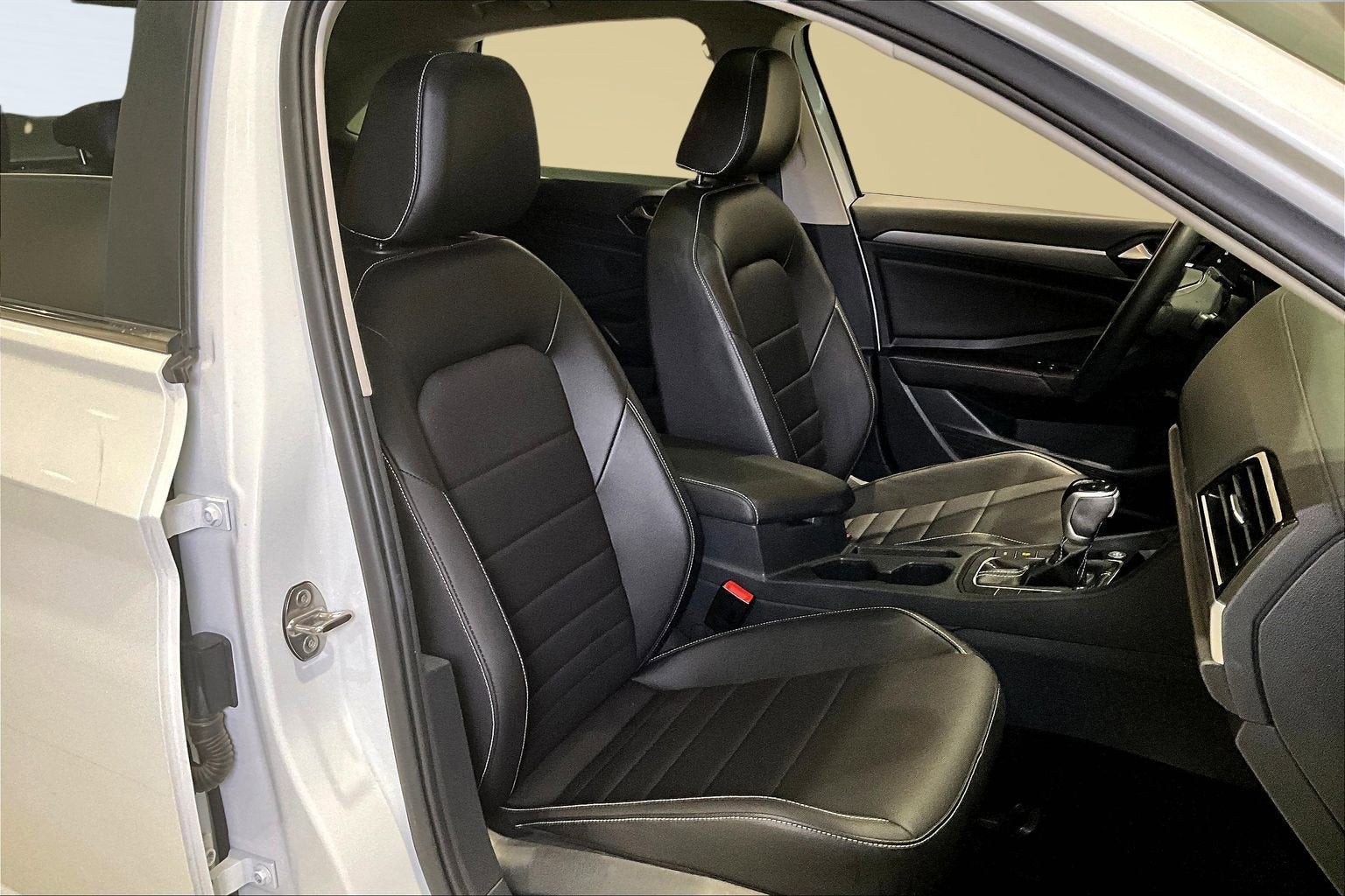 2023 Volkswagen Jetta SE