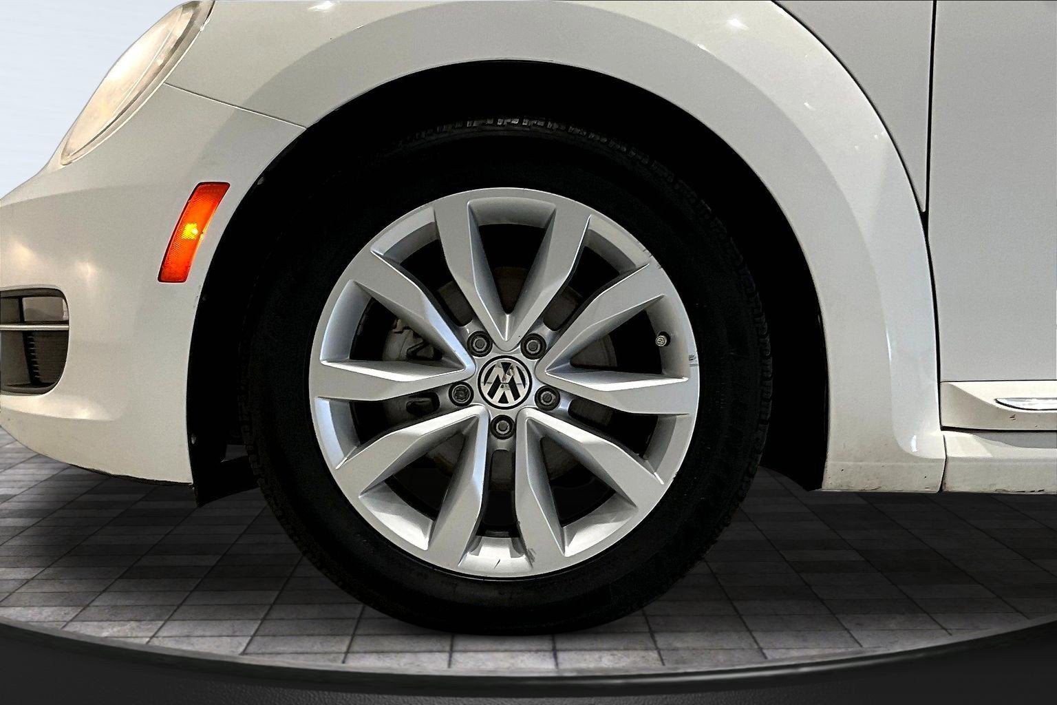 2014 Volkswagen Beetle 2.0L TDI